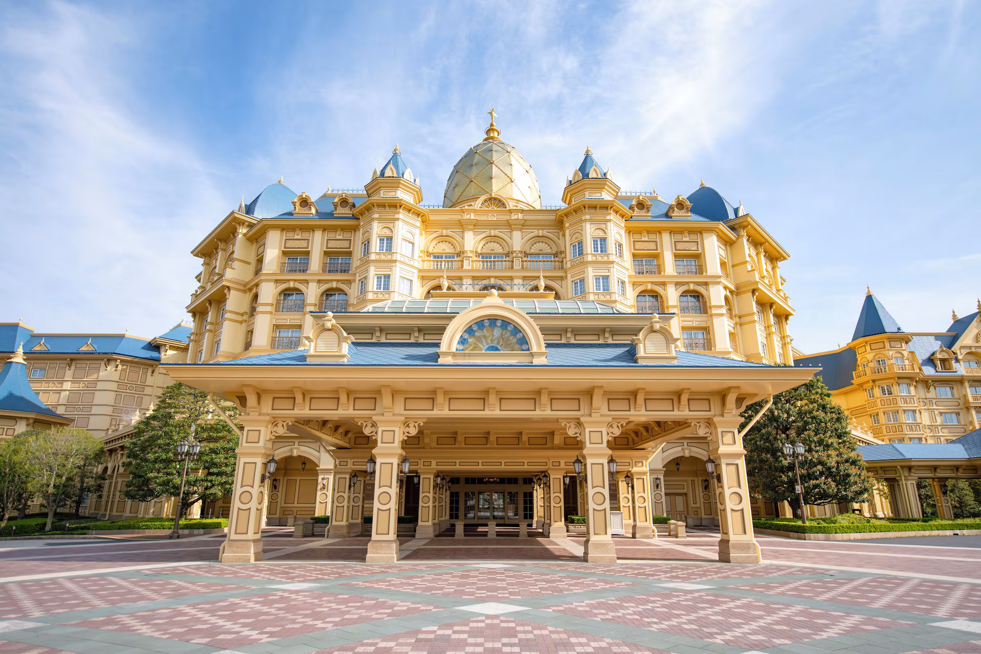 Tokyo Disneyland Hotel